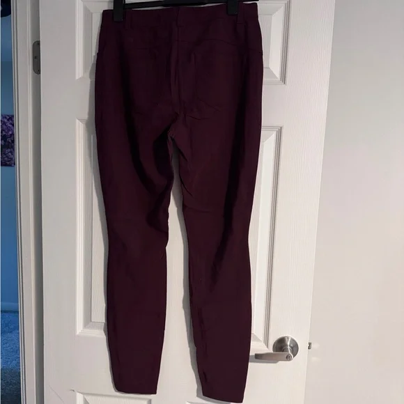 Lululemon City Sleek Slim Fit Pants size 31 - Picture 3 of 3